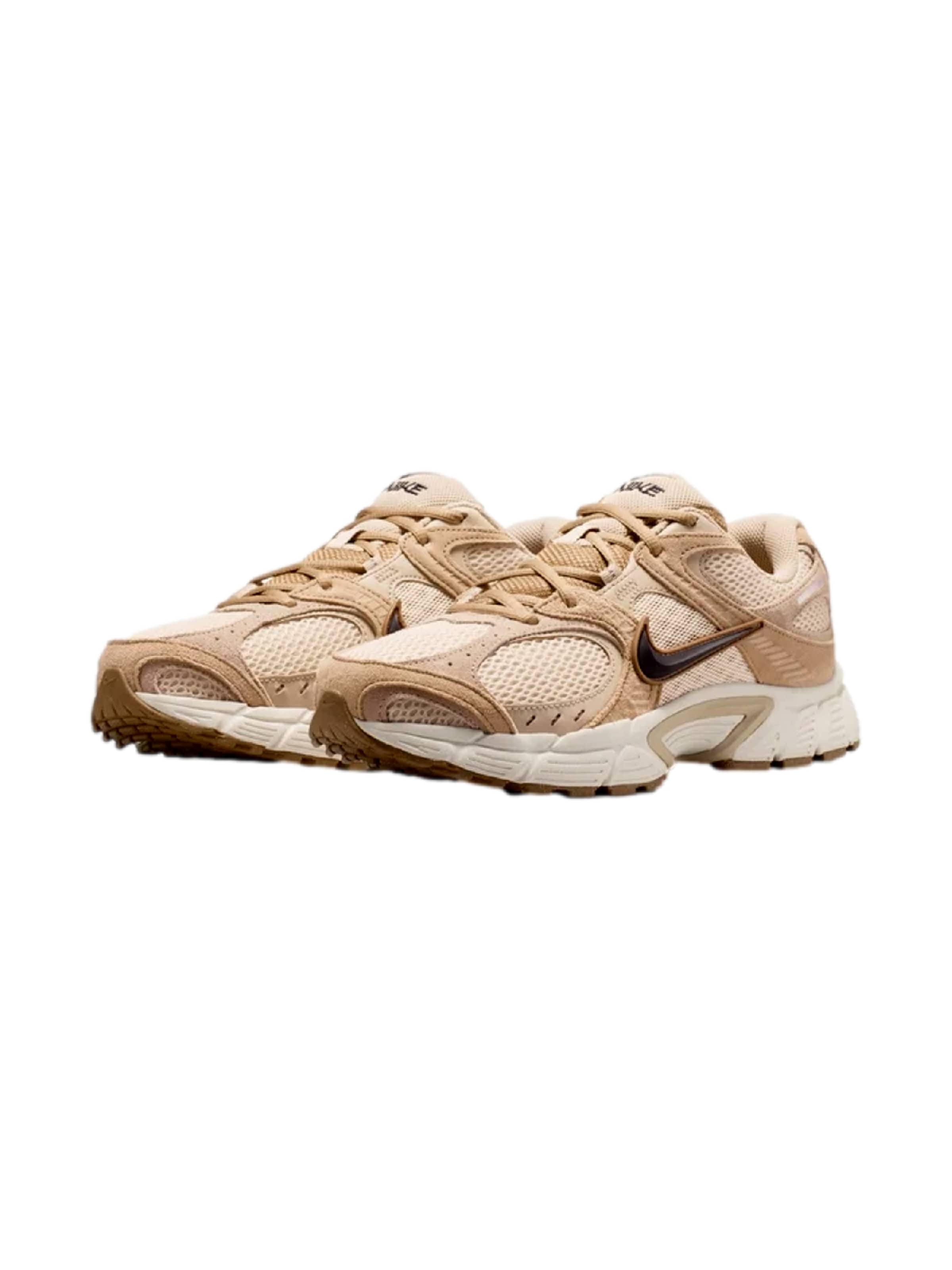 NIKE Sneakersy niskie 'V5 RNR SUEDE' w kolorze brązowy