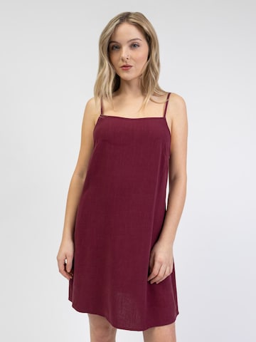 BROKE + SCHÖN Dress in Red: front