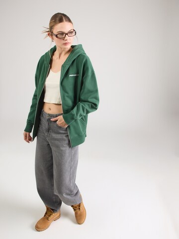Pegador Sweatjacka 'CLARITA' i grön