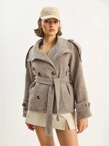 Bianco Lucci Mantel in Braun: Vorderseite