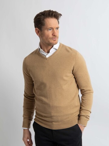 Steppin' out Pullover‌‌‌‌‌‌‌‌ in Beige