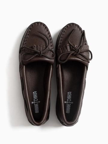 Mocasini 'KILTY' de la Minnetonka pe maro