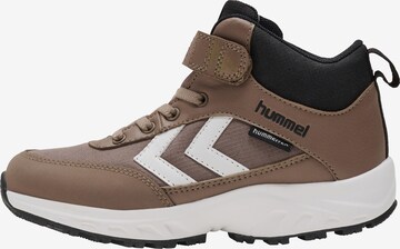 Hummel Athletic Shoes in Brown: front