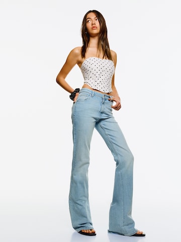Top di Bershka in beige