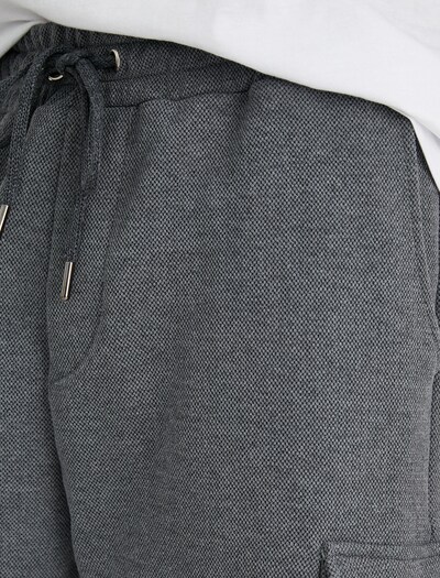 Koton Broek in de kleur Grijs, Productweergave