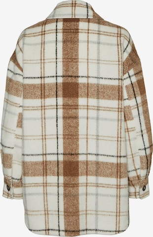 VERO MODA Between-Season Jacket 'Leslie' in Beige