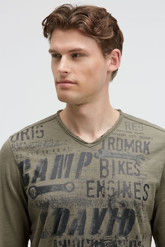 CAMP DAVID Shirt in Green: front