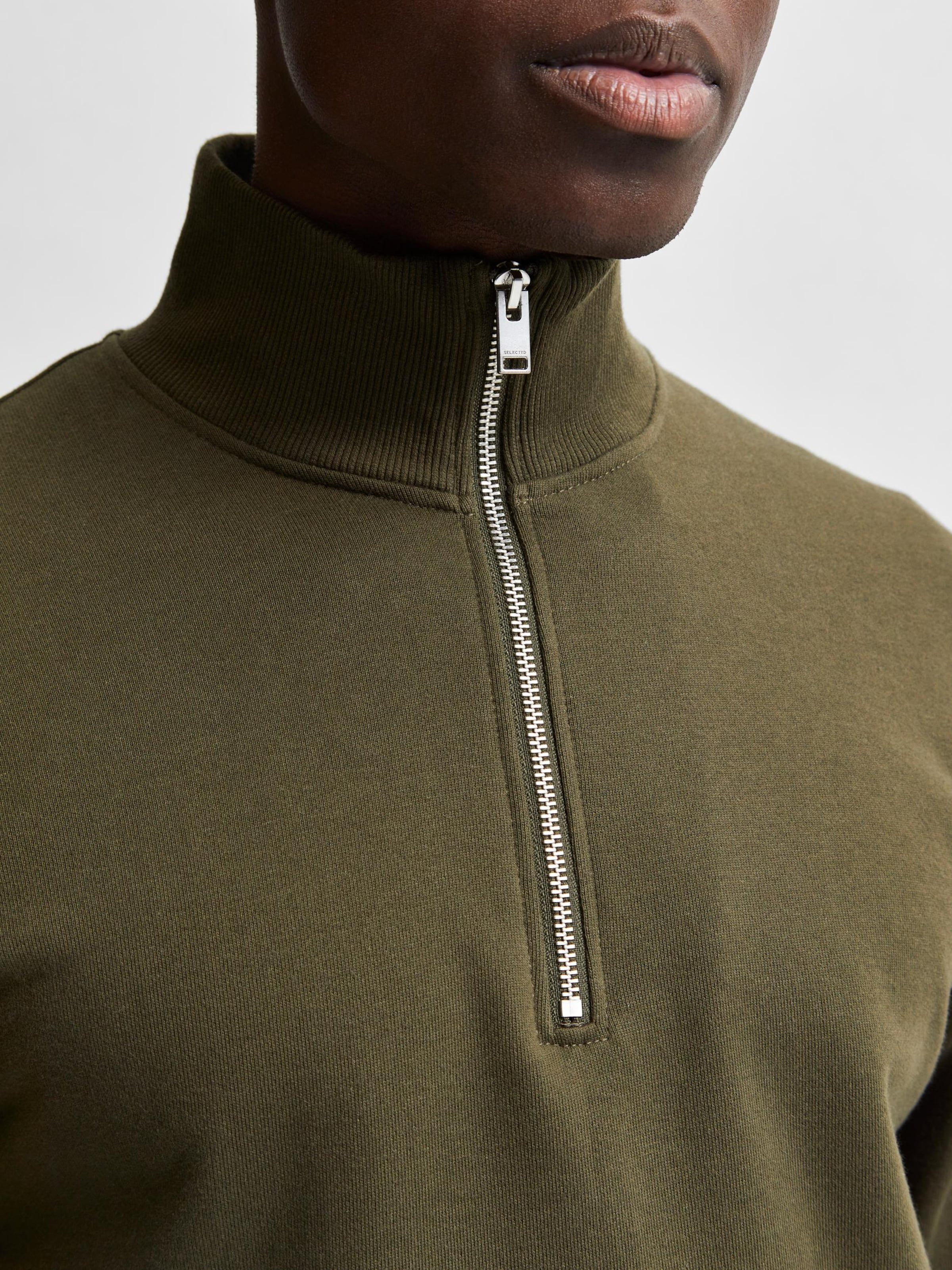 Männer Sweat SELECTED HOMME Sweatshirt in Oliv - WO06319 Männer Sweat SELECTED HOMME Sweatshirt in Oliv - WO06319
