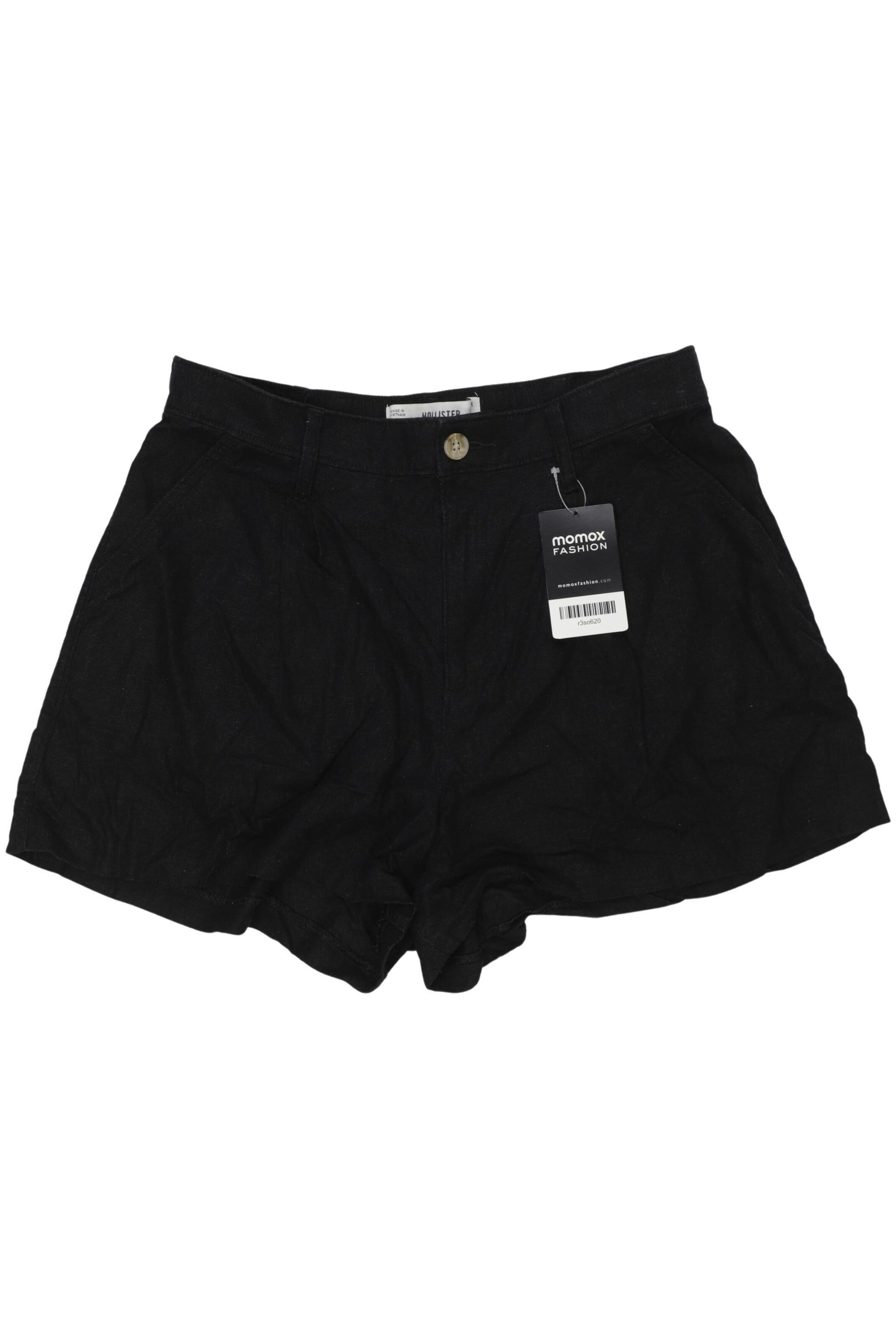 HOLLISTER Shorts in M in Black: front