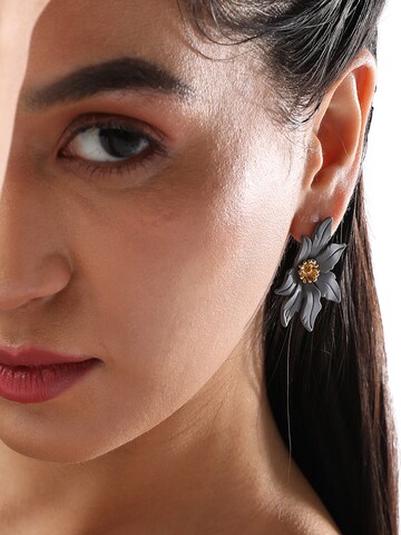 Boucles d'oreilles ' Gulnanj ' SOHI en gris : devant