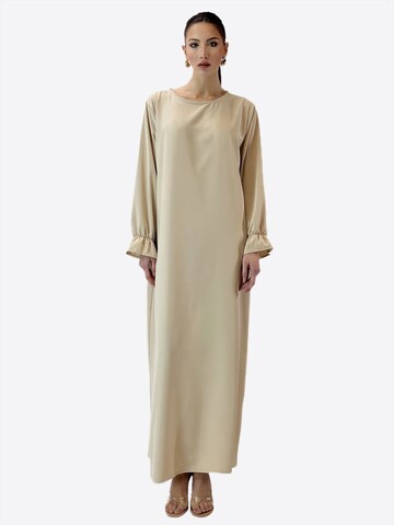 Robe Elara en beige : devant