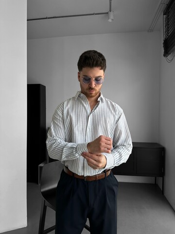 Comfort fit Camicia di Kleidermafia in bianco