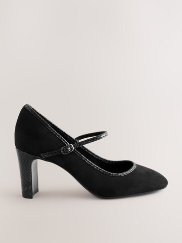 Next Pumps in Black
