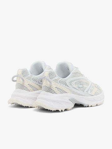 LACOSTE Sneaker in Weiß