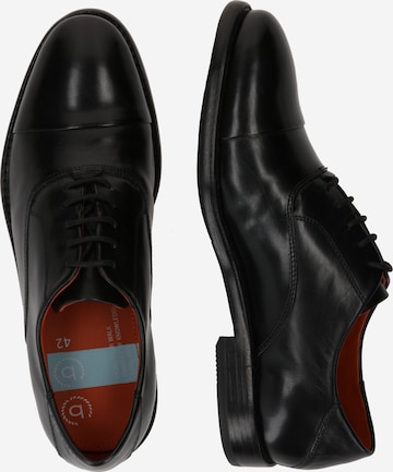 bugatti - Zapatos con cordón 'Liverta' en negro