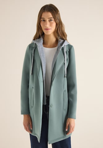 CECIL Between-Seasons Coat in Green: front