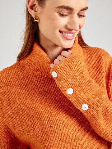 MYLAVIE by Sarah Harrison Trui in Oranje