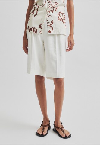 SECOND FEMALE Loose fit Pleat-Front Pants in White: front