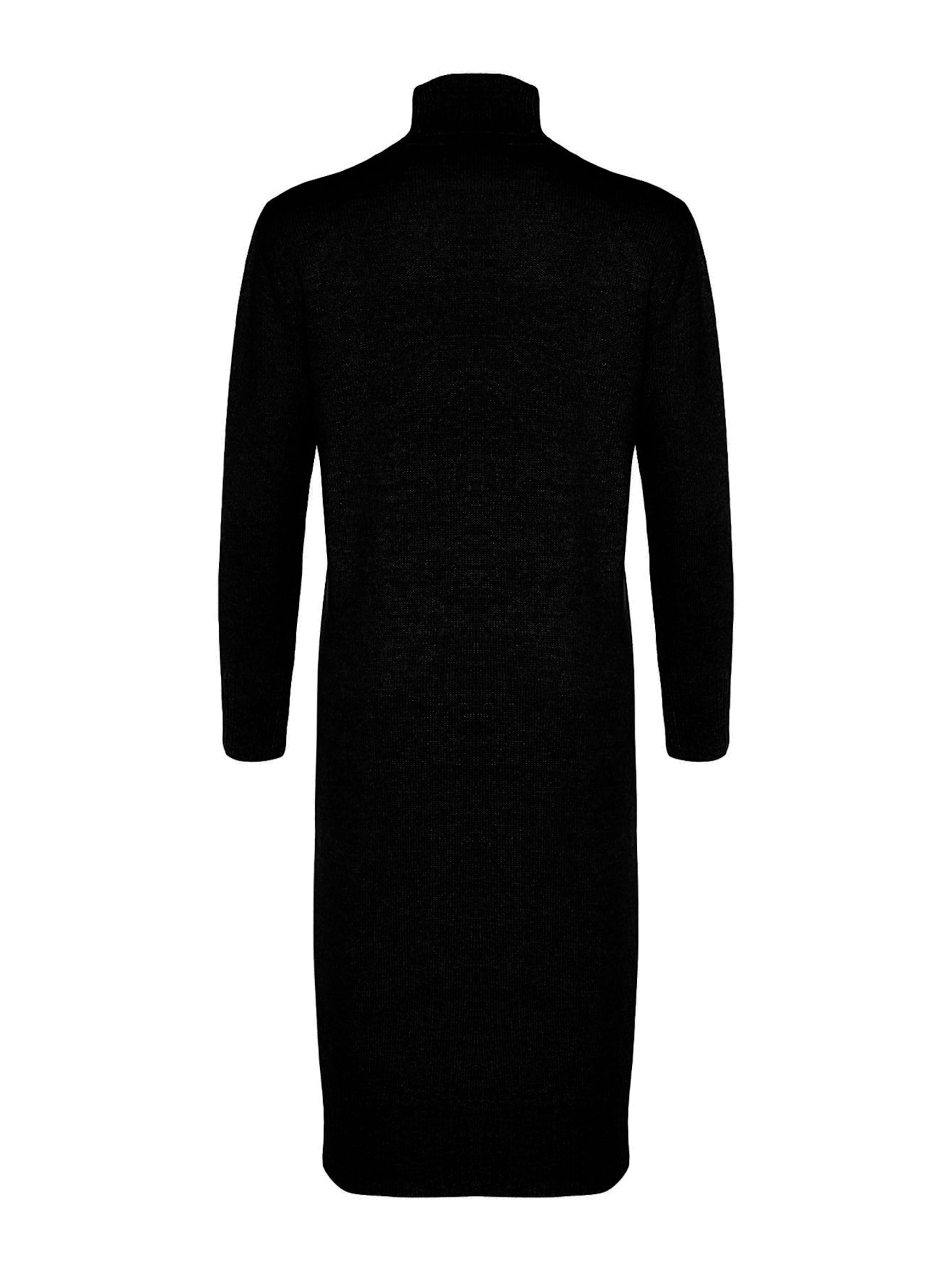 Trendyol Трикотажное платье в Черный