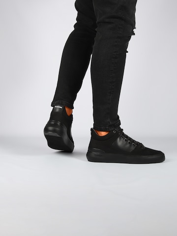 BLACKSTONE Sneaker in Schwarz
