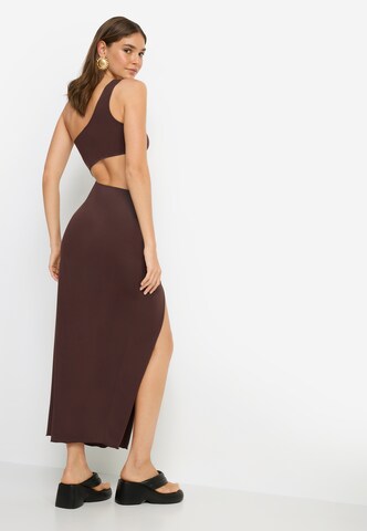 Robe LSCN by LASCANA en marron