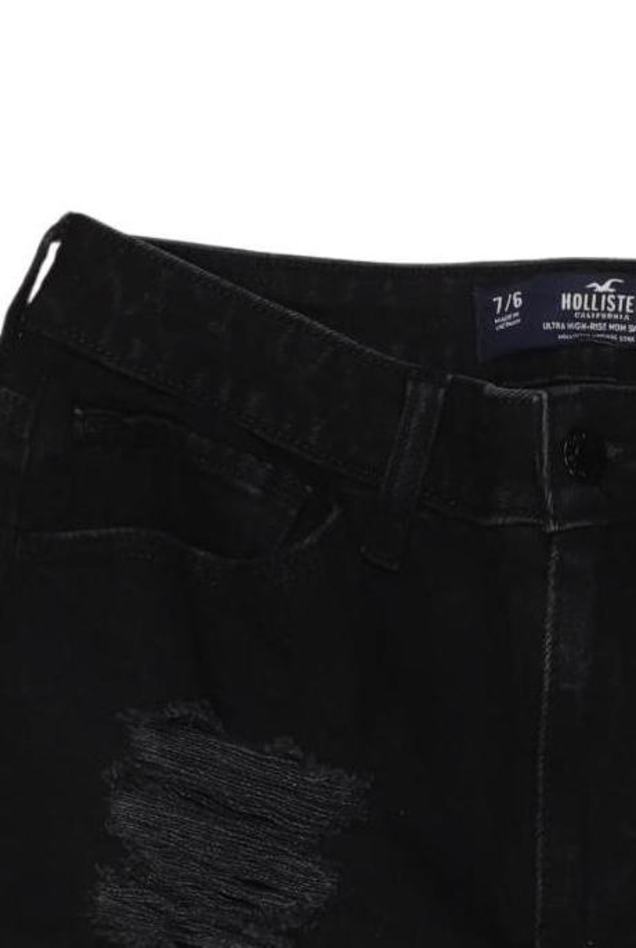 HOLLISTER Shorts in S in Black