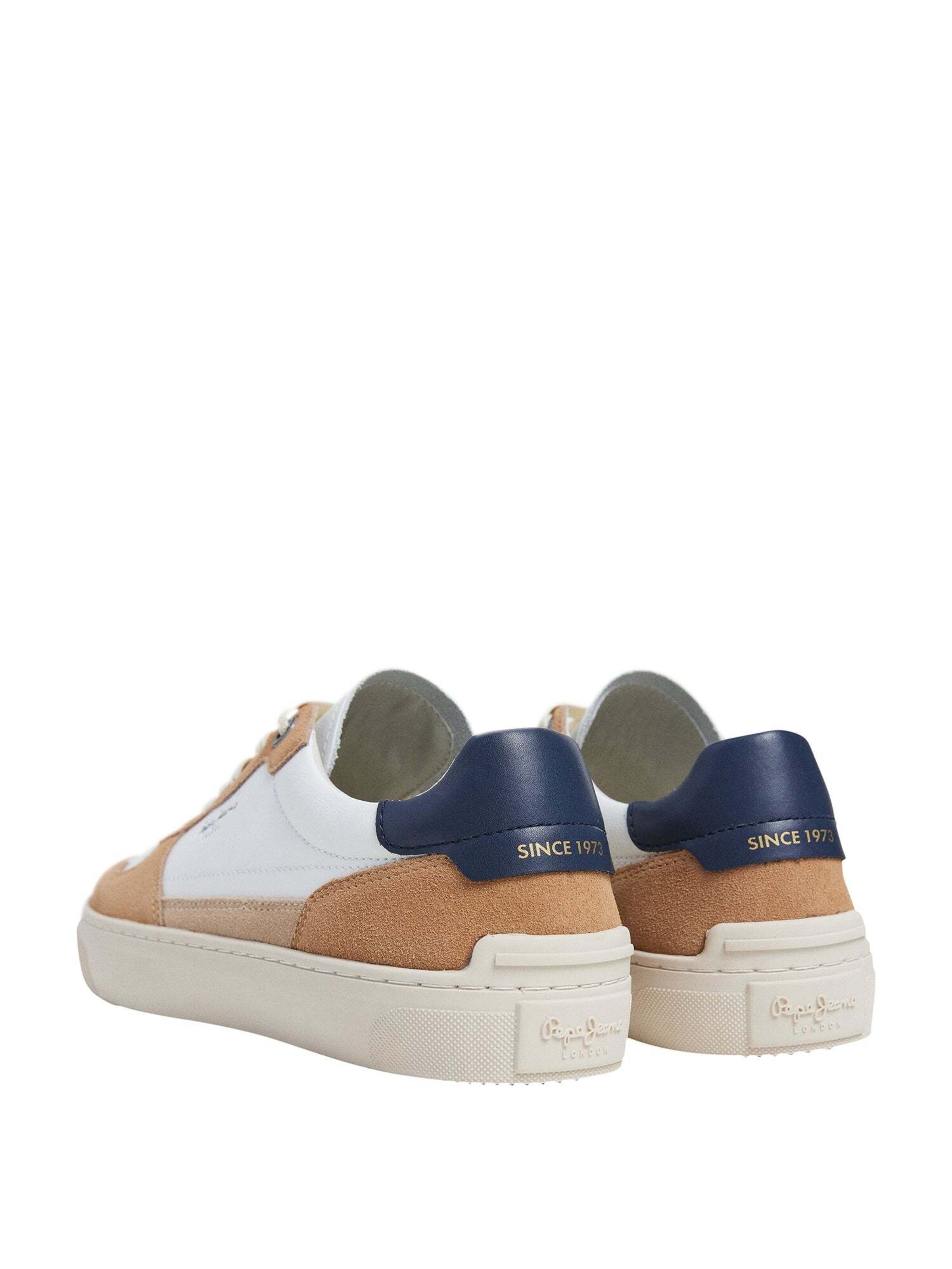 Baskets basses 'CAMDEN' Pepe Jeans en marron