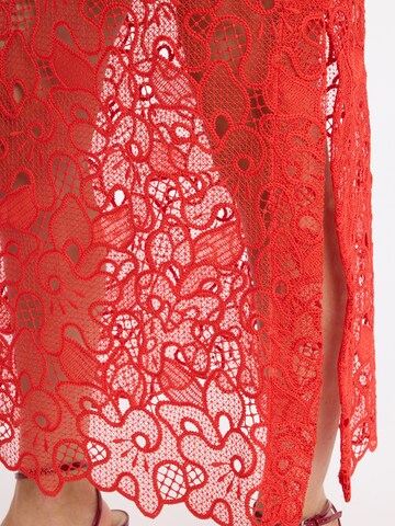 Robe 'Zafosa' Ana Alcazar en rouge