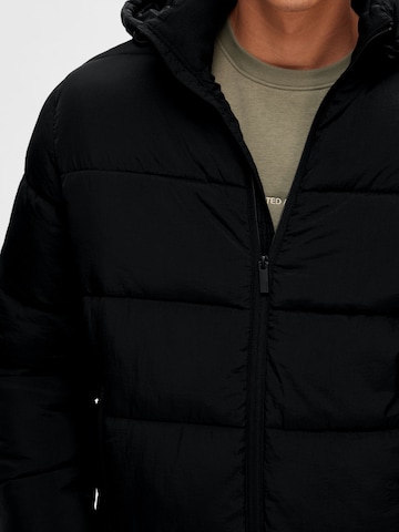 SELECTED HOMME Winter Jacket in Black