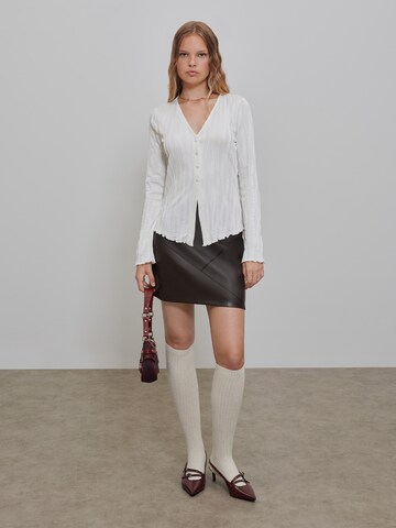 florence by mills exclusive for ABOUT YOU Μπλούζα 'Winter Birchwood' σε λευκό
