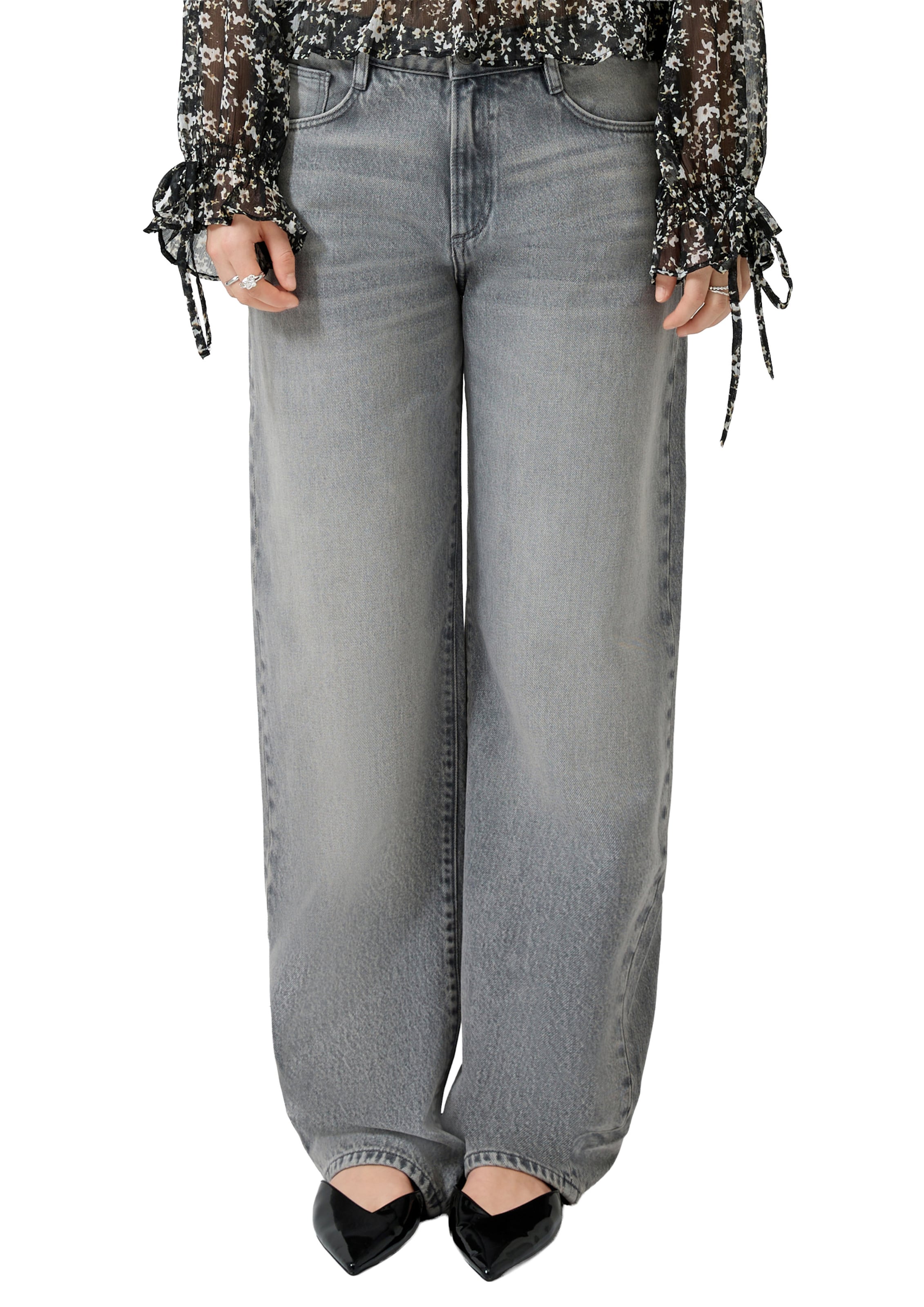 QS Barrel Jeans in Grey