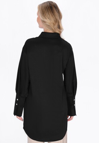 Chemisier 'Minimalistic' usha WHITE LABEL en noir