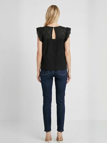 Opal Studio Top ' Dalia ' – černá