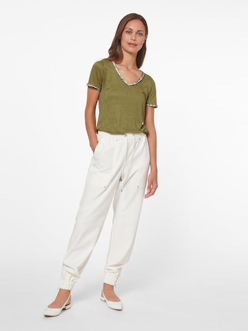 MADELEINE Shirt in Grün