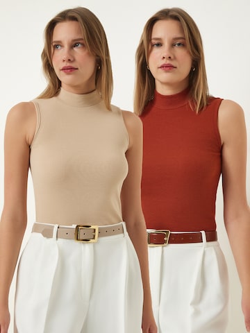 Happiness İstanbul Top in Beige: Vorderseite