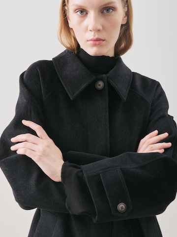 MANUKA Winterjacke‌‌‌‌ in Schwarz