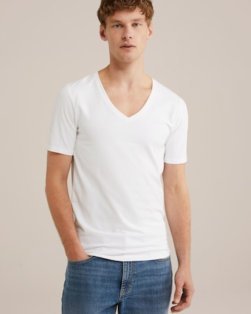 WE Fashion Shirt in White: front