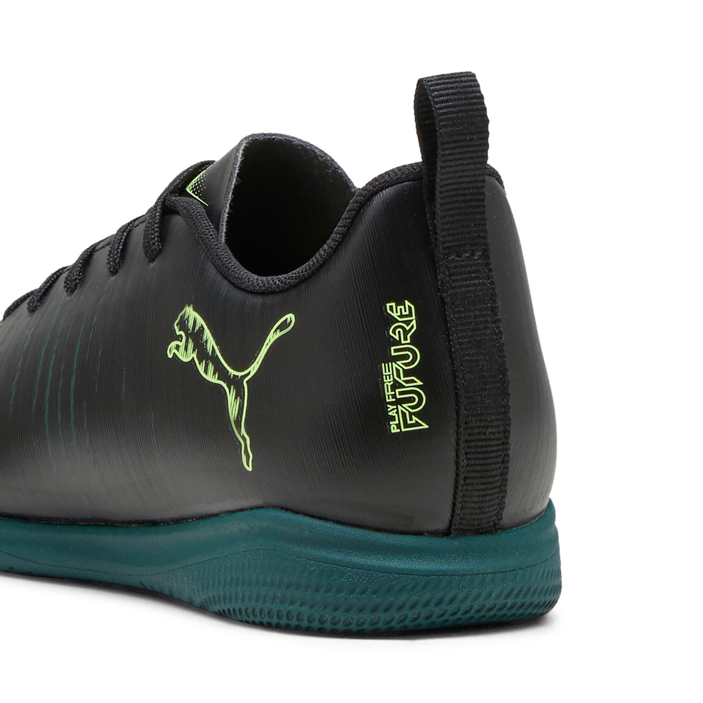 PUMA Athletic Shoes 'FUTURE 8 PLAY IT' in Black