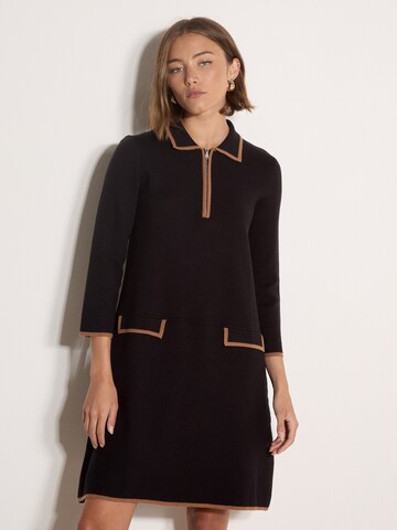 Apricot Contrast Trim Skater Mini Dress ' Kurzes Strickkleid ' in Schwarz: Vorderseite