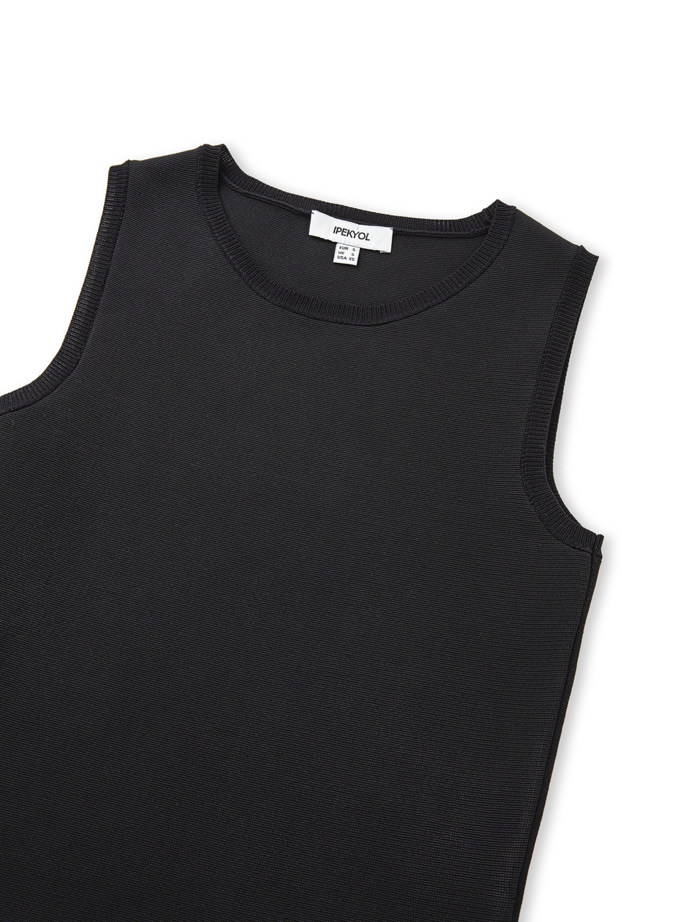 Ipekyol Top in Schwarz
