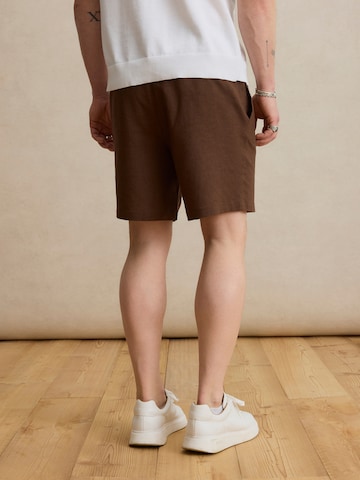 DAN FOX APPAREL Regular Панталон 'Gerrit' в кафяво