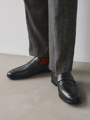 Next Slipper in Schwarz