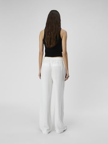 Loosefit Pantaloni 'Sanne Aline' di OBJECT in bianco