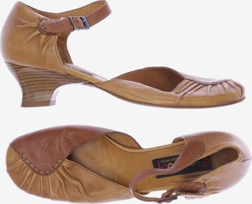 Everybody High Heels & Pumps in 39 in Brown: front