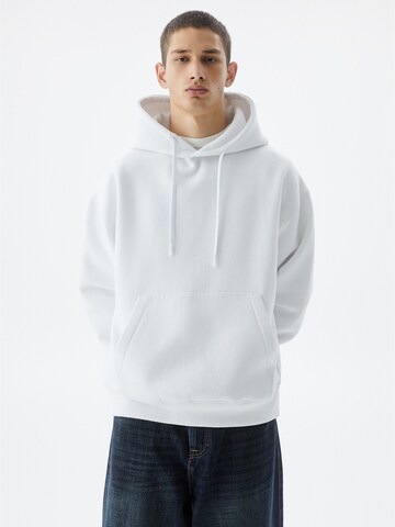 Sweat-shirt Pull&Bear en blanc : devant