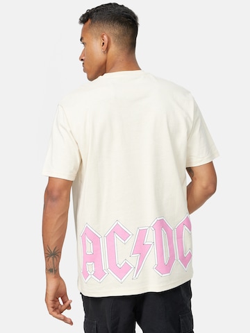 Recovered Shirt 'ACDC Highway To Hell' in Geel