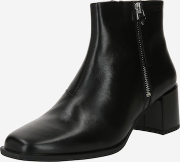 VAGABOND SHOEMAKERS حذاء تشيلسي 'STINA' بلون أسود: الأمام
