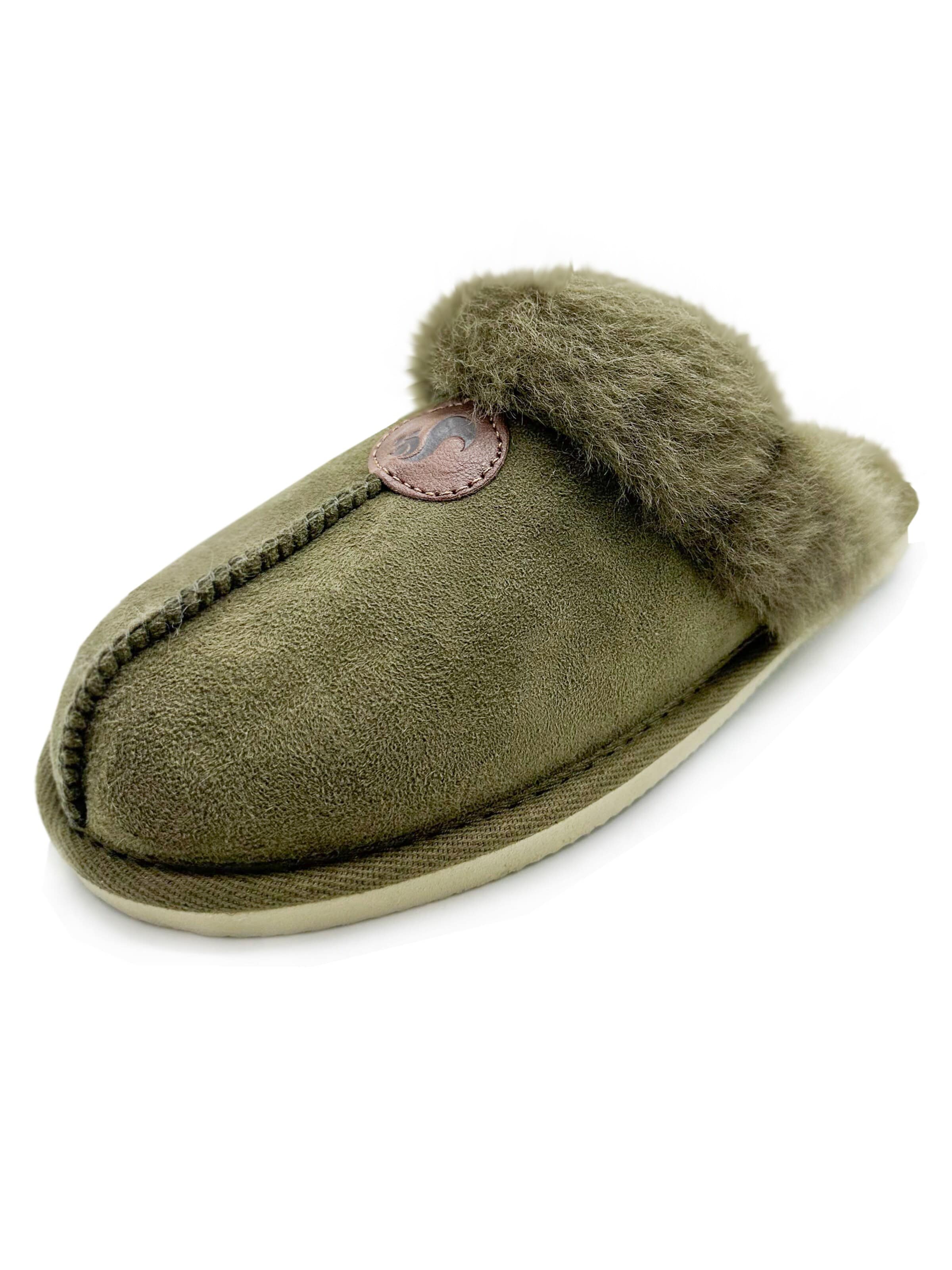 thies Slippers in Green: front