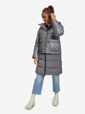 Cartoon Winterjacke in Grau: predná strana