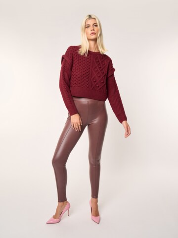 ABOUT YOU x Laura Giurcanu Skinny Leggings 'Stine' - barna